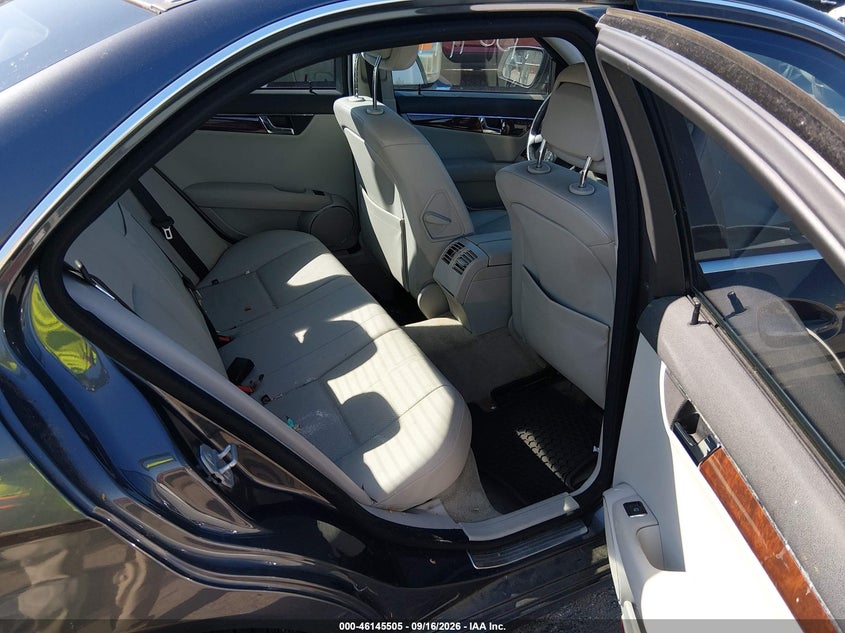 MERCEDES-BENZ C 300 2009 VIN WDDGF81X39F274199