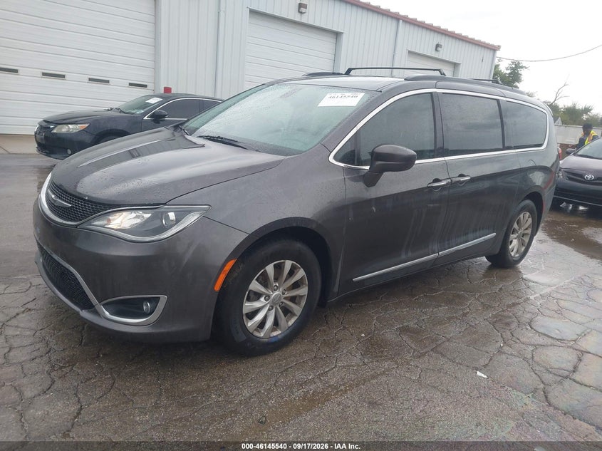 Vin: 2c4rc1bg7hr721934, lot: 46645297, chrysler pacifica touring-l 20172