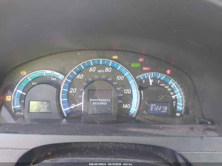 2012 TOYOTA CAMRY HYBRID auction photo 7