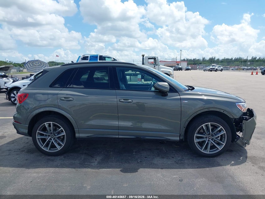AUDI Q3 - zdjęcie 12