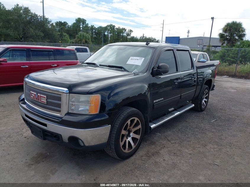 2013 GMC SIERRA 1500 auction photo 2