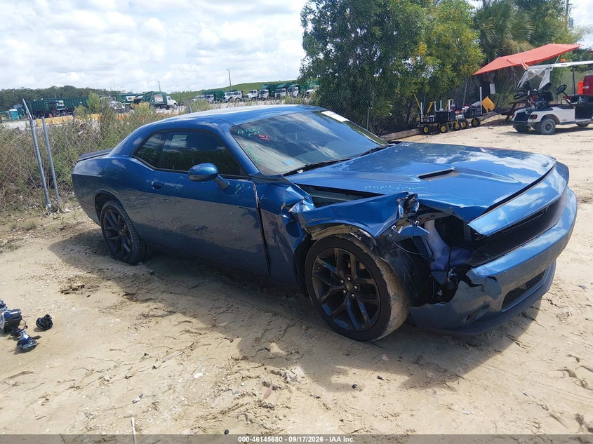 DODGE CHALLENGER - zdjęcie 13