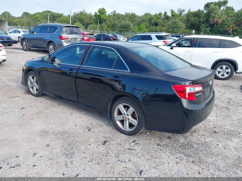 Vin: 4t1bf1fk5eu468064, lot: 46645547, toyota camry se 20143