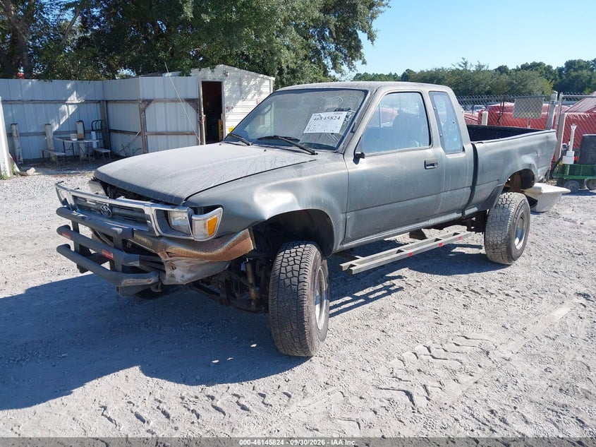TOYOTA PICKUP 1992 VIN JT4RN13P4N6046135