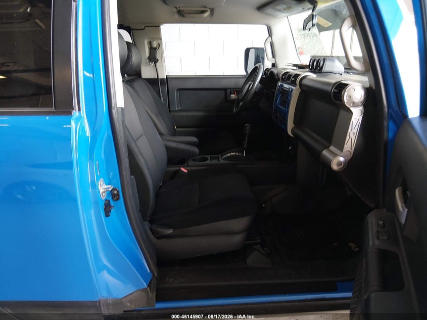 TOYOTA FJ CRUISER 2007 VIN JTEZU11F670004287