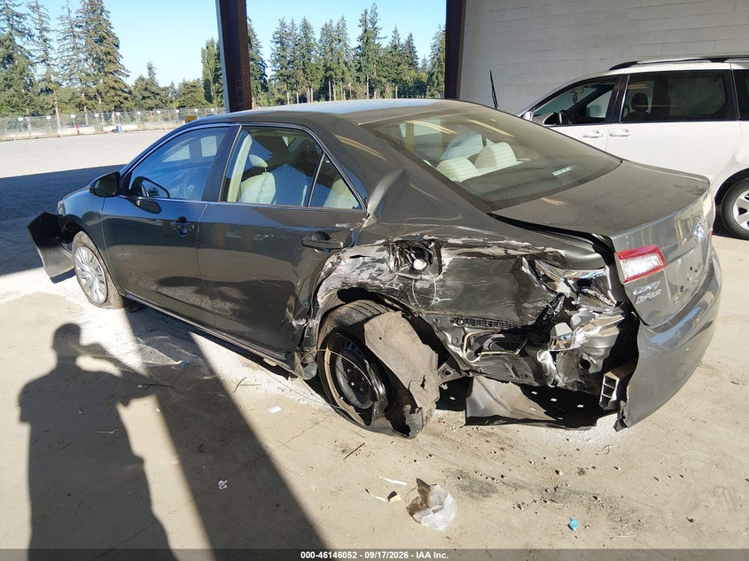 Vin: 4t4bf1fk7er346621, lot: 46645809, toyota camry le 20143