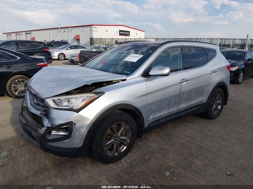 2015 HYUNDAI SANTA FE SPORT auction photo 2