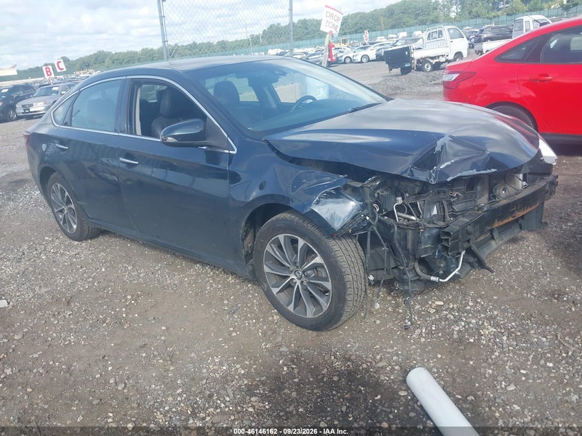 Vin: 4t1bk1ebxju285783, lot: 46645919, toyota avalon xle 2018 img_1