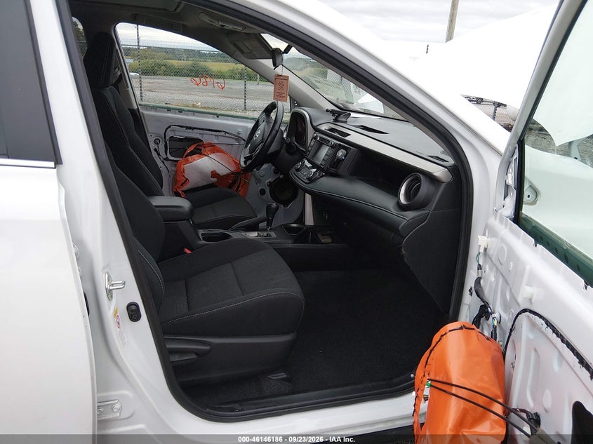 TOYOTA RAV4 - zdjęcie 5