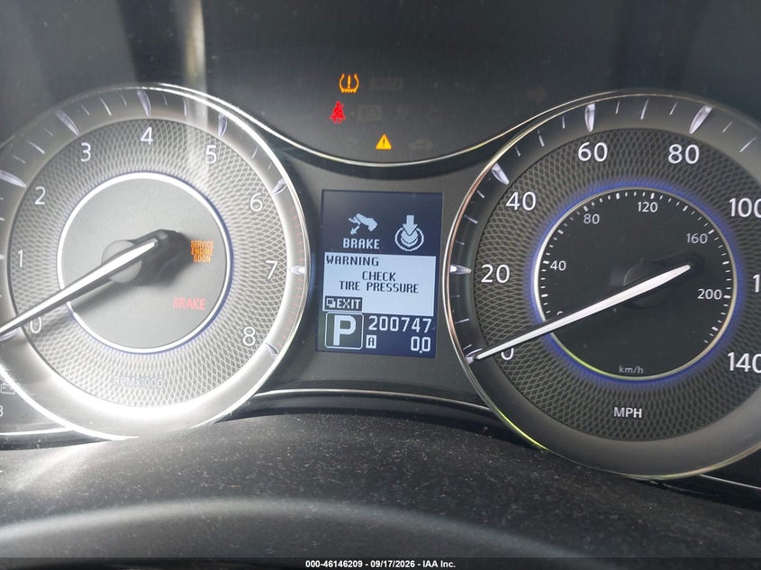 2012 INFINITI QX56 auction photo 7