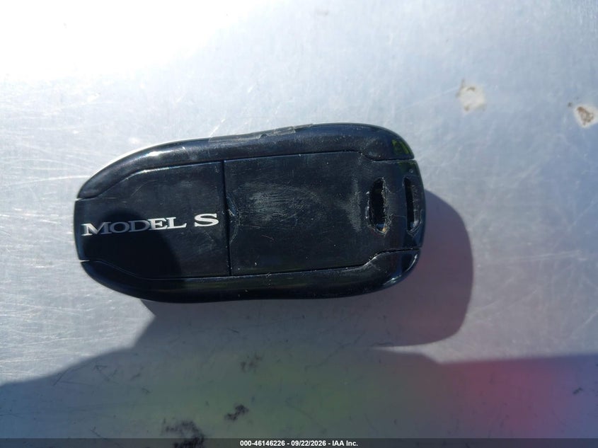 TESLA MODEL S - zdjęcie 11