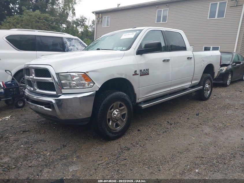 Vin: 3c6ur5dl2hg652528, lot: 46645997, ram 2500 slt  4x4 6'4 box 20172