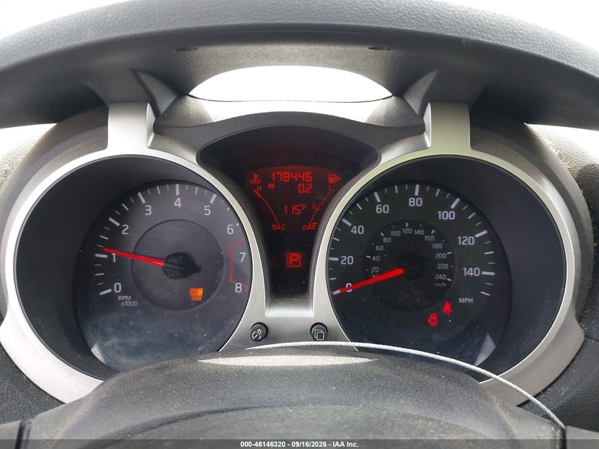 NISSAN JUKE 2011 VIN JN8AF5MR3BT016126