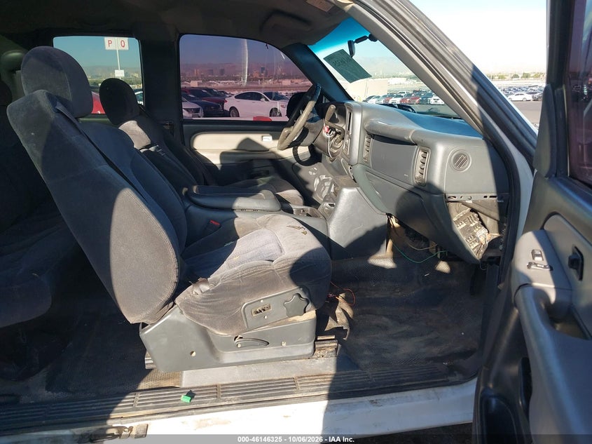 GMC SIERRA 2500HD 2001 VIN 1GTHC29U71E179248