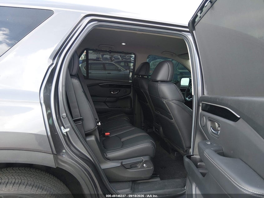 2025 HONDA PILOT EX-L · Фото 8