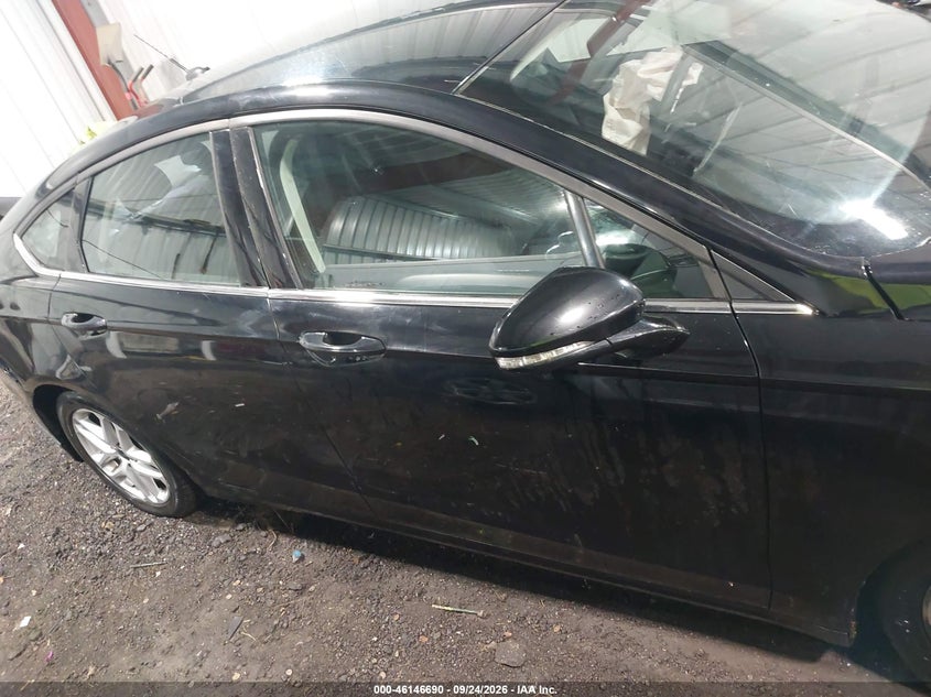 2016 FORD FUSION SE · Photo 14
