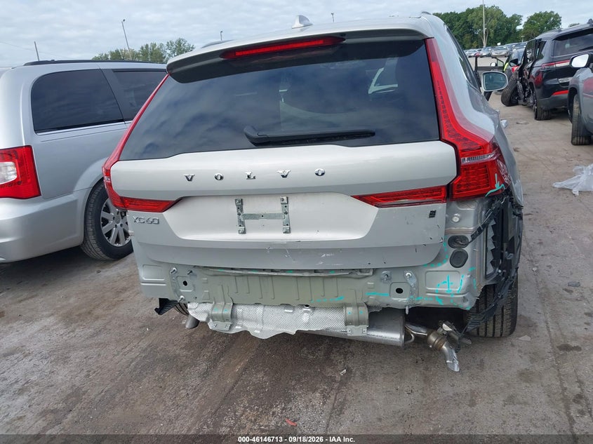 VOLVO XC60 - zdjęcie 17