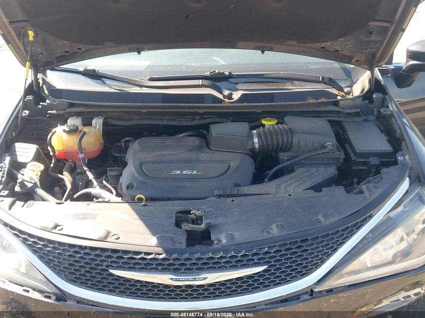 CHRYSLER PACIFICA - zdjęcie 10