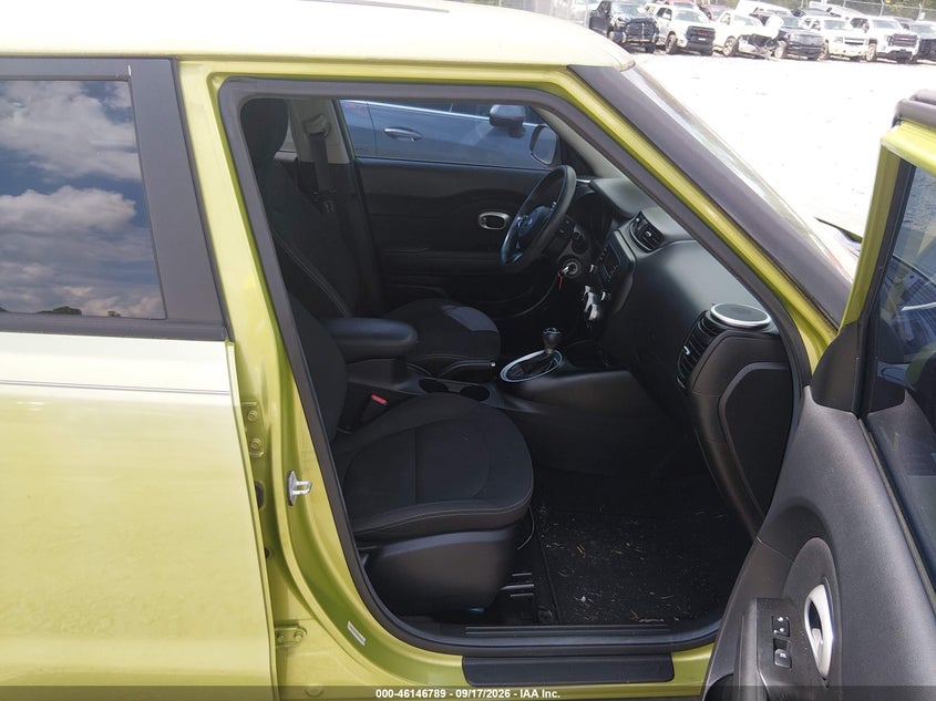 2014 KIA SOUL auction photo 5