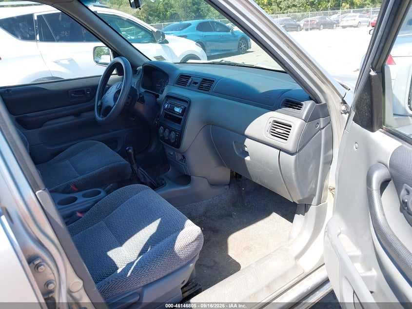 HONDA CR-V 1998 VIN JHLRD1768WC075194