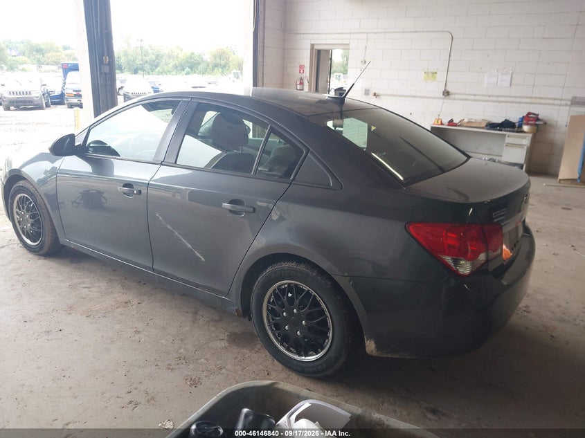 2013 CHEVROLET CRUZE auction photo 3