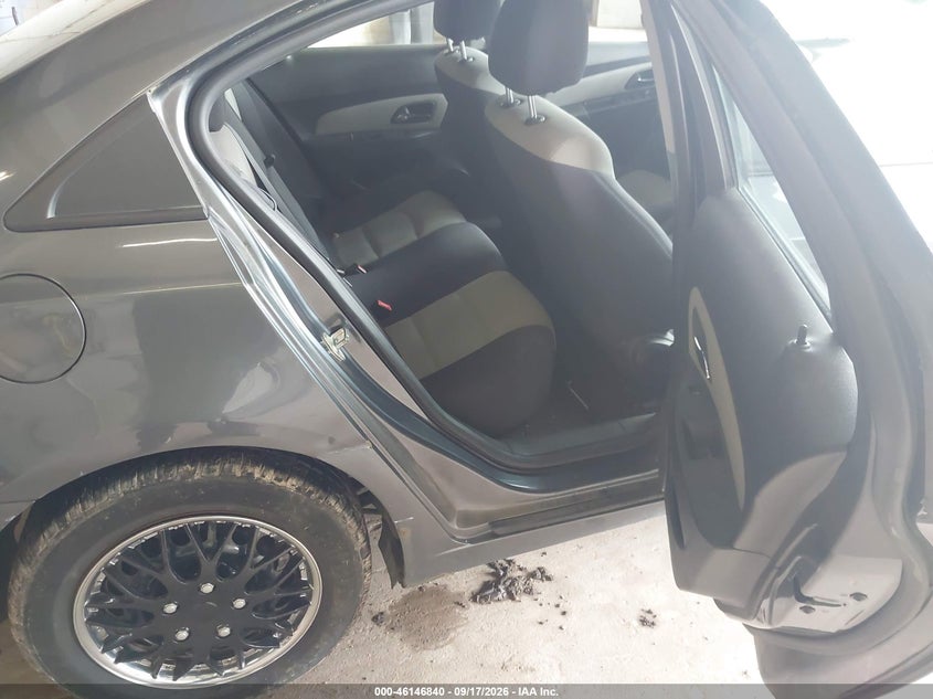 2013 CHEVROLET CRUZE auction photo 8