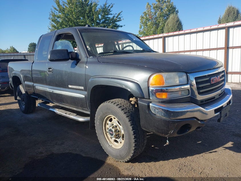 GMC SIERRA 2500HD 2004 VIN 1GTHK29U44E371699