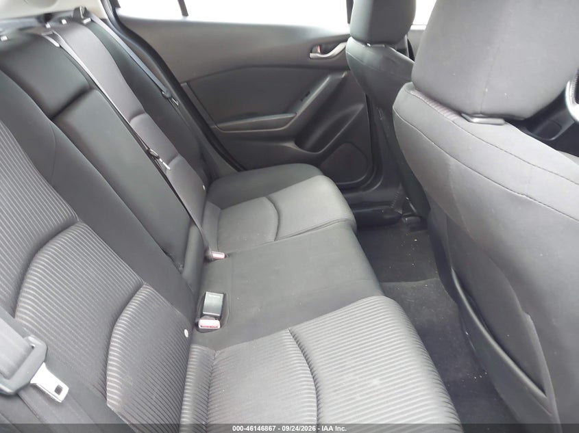 MAZDA MAZDA3 - zdjęcie 8
