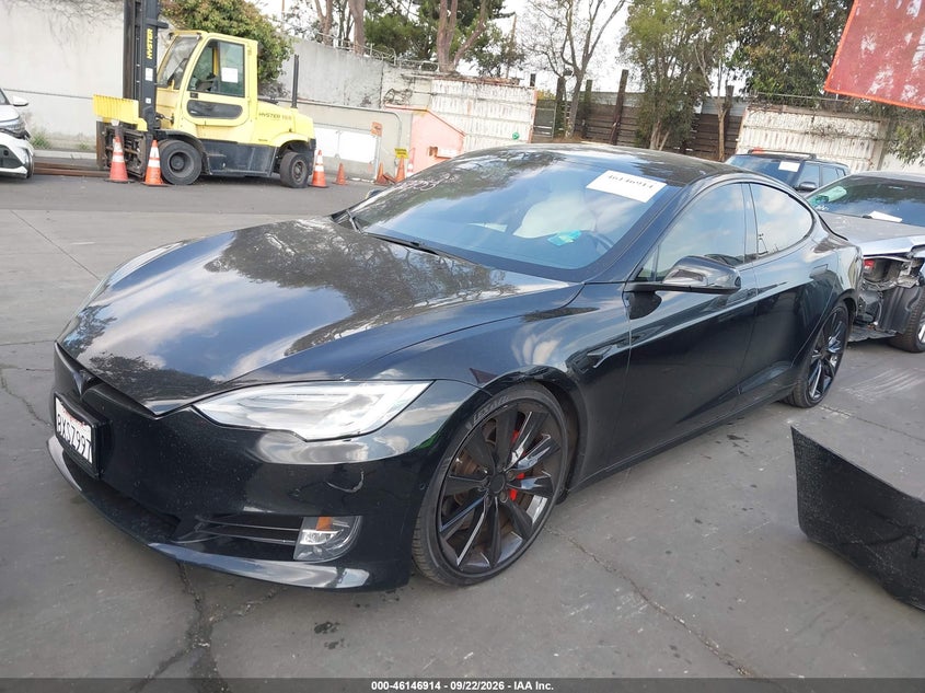 2018 Tesla Model S 100D/75D/P100D, Rear, IAAI, VIN 5YJSA1E24JF247594 — photo 2