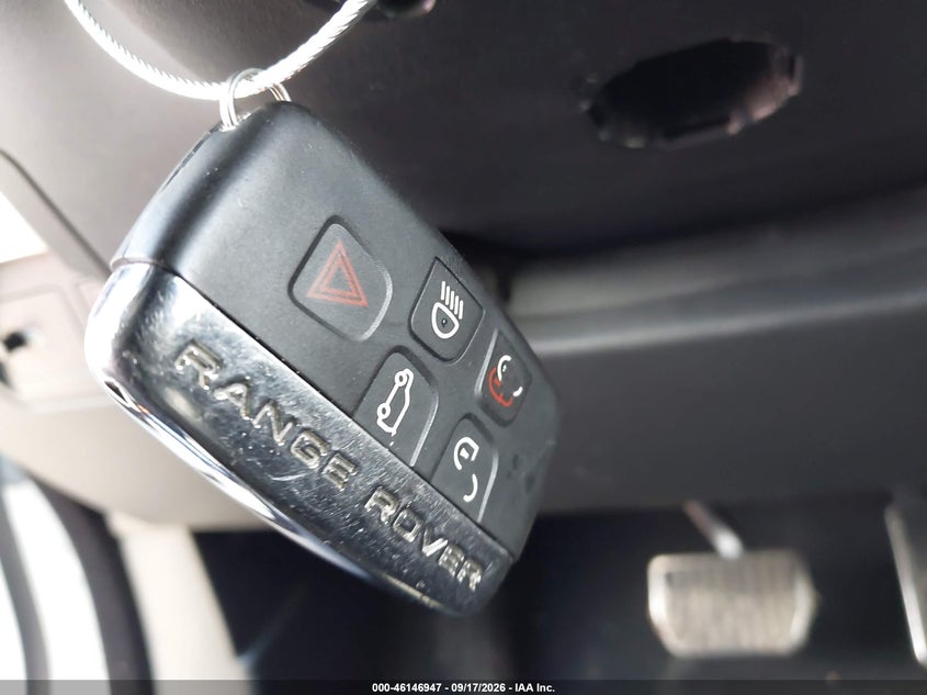 LAND ROVER RANGE ROVER VELAR - zdjęcie 11