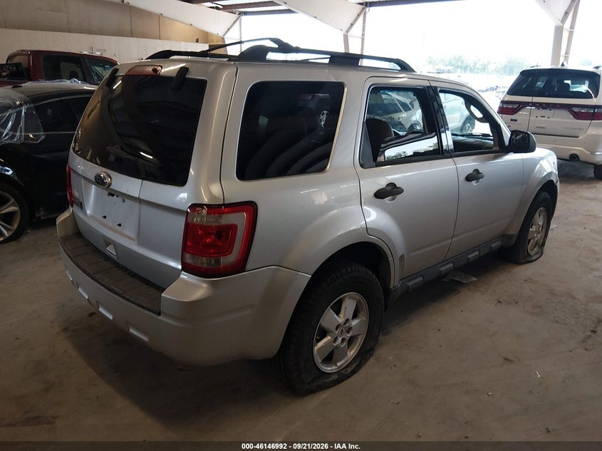 Vin: 1fmcu0d70akd42347, lot: 46646748, ford escape xlt 20104