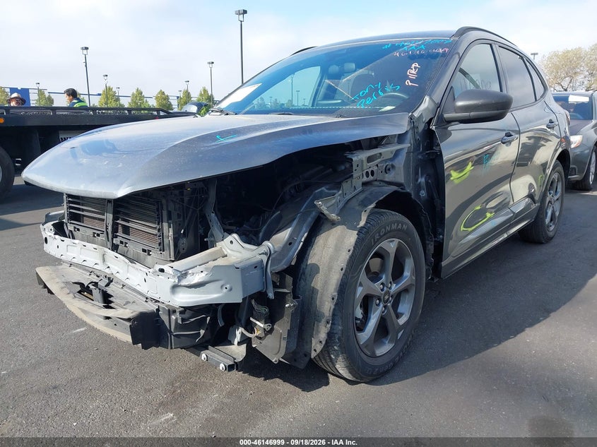 Vin: 1fmcu0mn4pua42158, lot: 46646756, ford escape st-line 20232