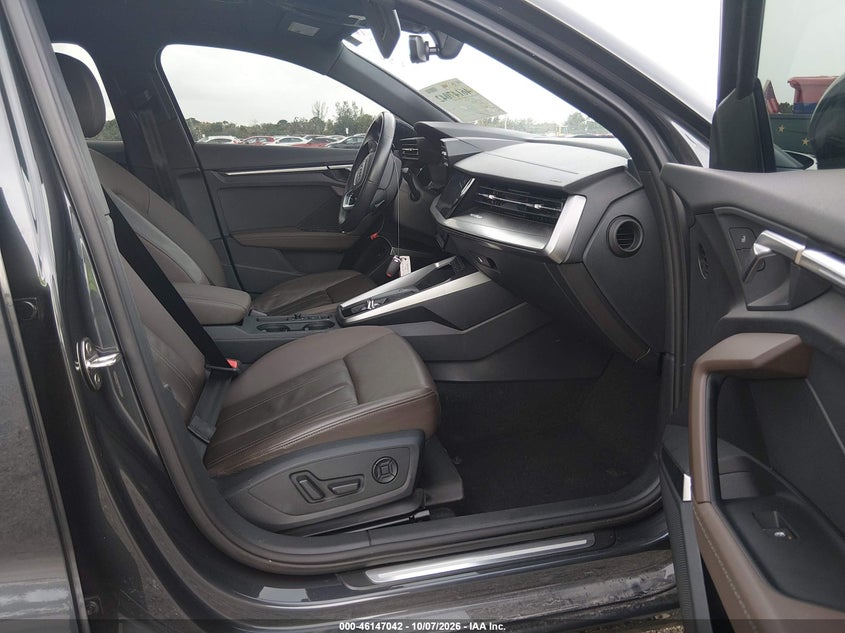 AUDI A3 2023 VIN WAUHUDGY3PA055473
