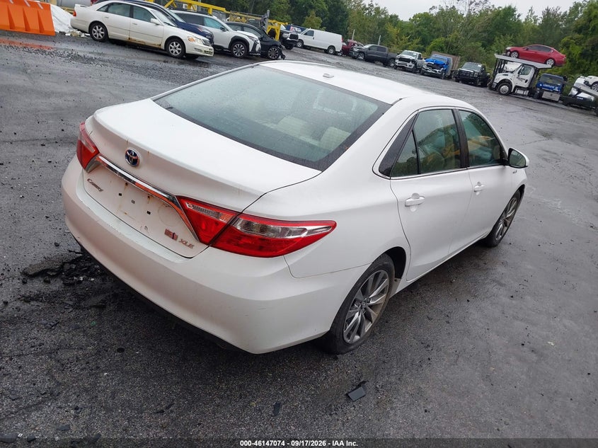 2017 TOYOTA CAMRY HYBRID auction photo 4