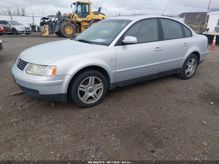 2001 VOLKSWAGEN PASSAT auction photo 2
