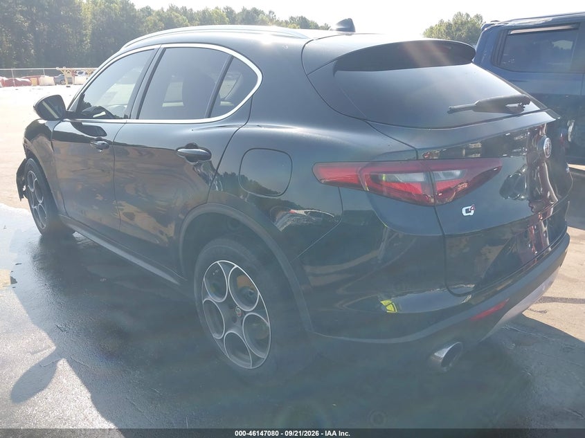 Vin: zasfakan1j7b84961, lot: 46646837, alfa romeo stelvio awd 20183