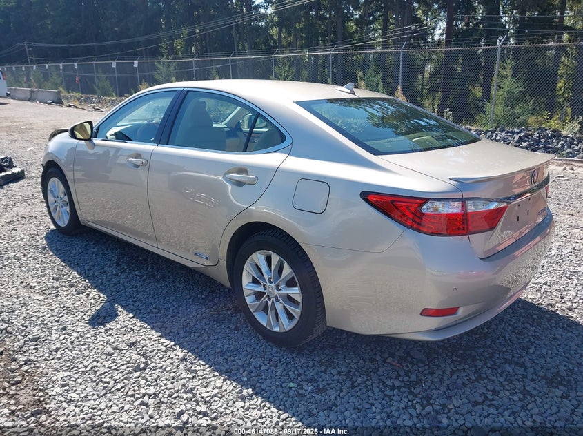 Vin: jthbw1gg4d2011771, lot: 46646843, lexus es 300h 20133