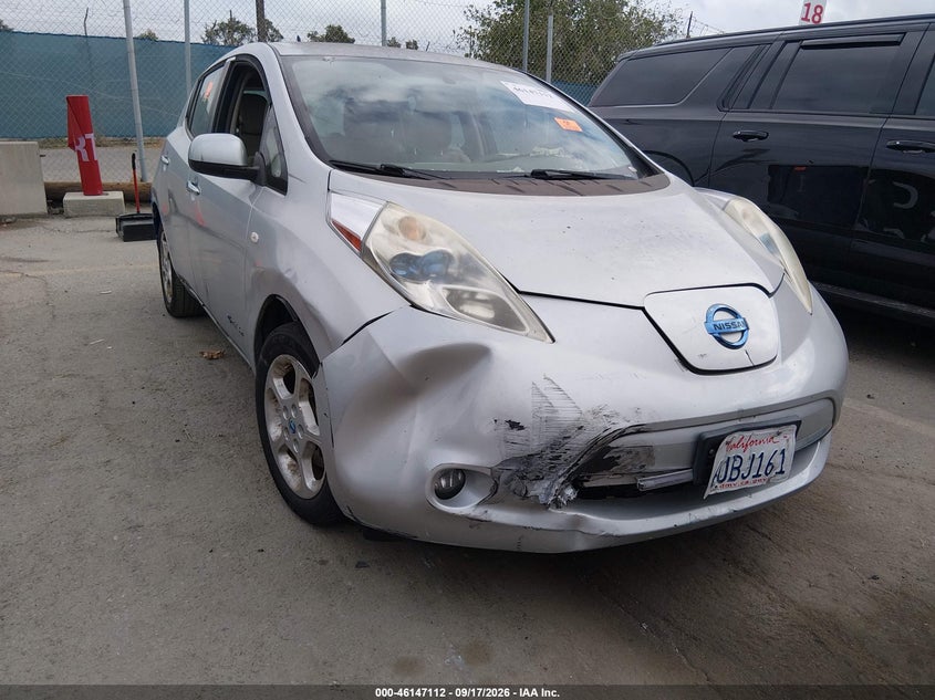 NISSAN LEAF 2011 VIN JN1AZ0CP4BT008724