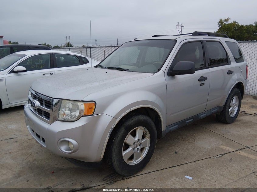 Vin: 1fmcu9dg2akd44315, lot: 46646870, ford escape xlt 20102