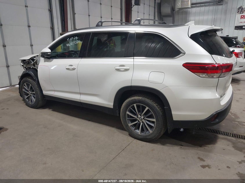 TOYOTA HIGHLANDER - zdjęcie 3