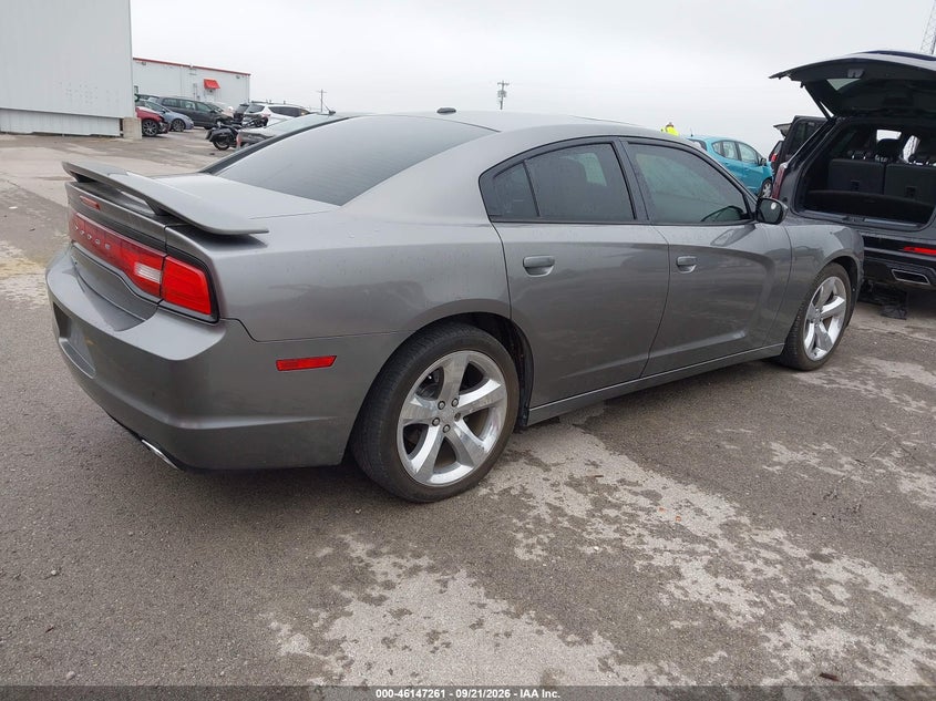 Vin: 2b3cl3cg5bh552611, lot: 46647018, dodge charger 20114