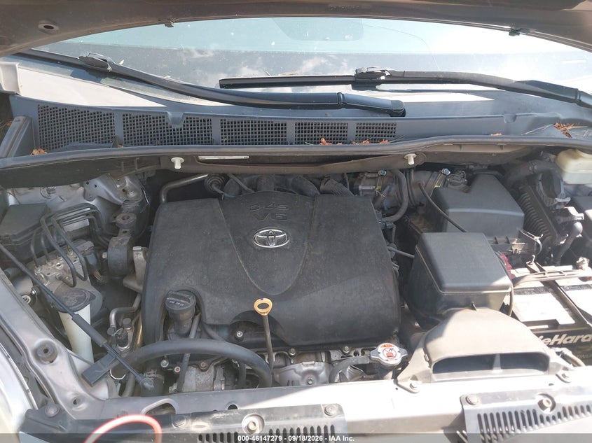 TOYOTA SIENNA - zdjęcie 10