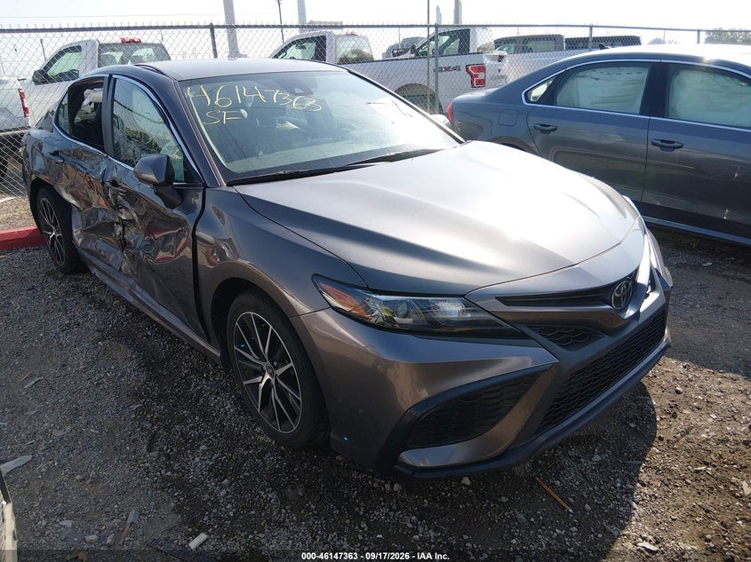 TOYOTA CAMRY - zdjęcie 1