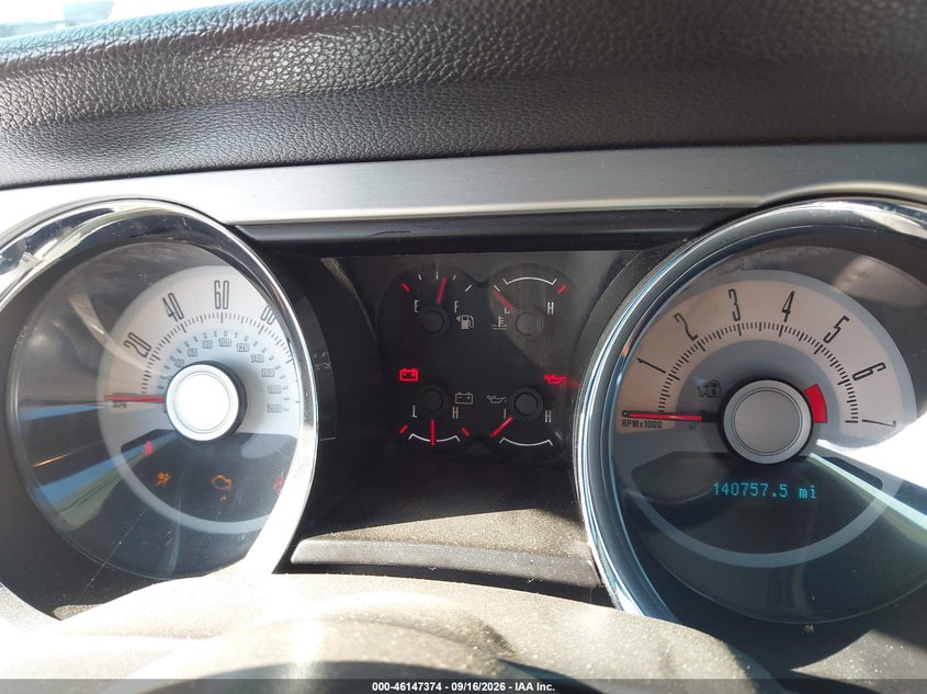 2010 FORD MUSTANG V6/V6 PREMIUM · Фото 7