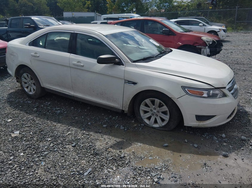2011 Ford Taurus SE