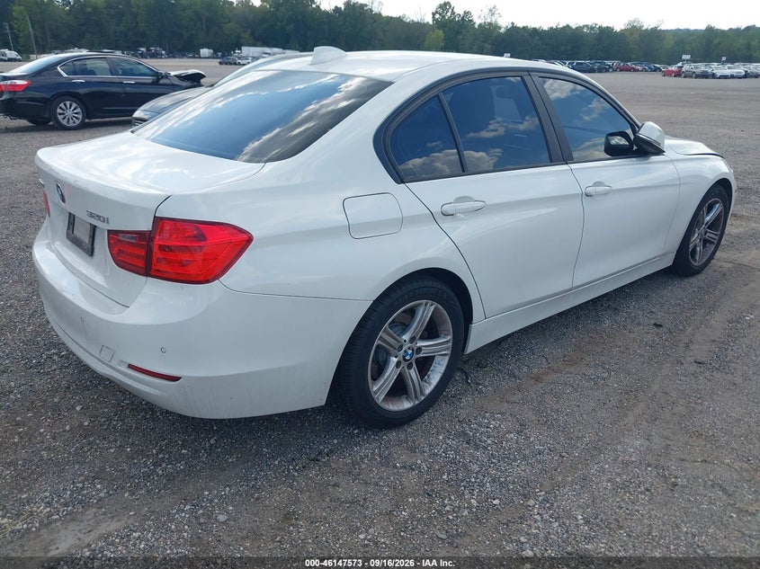BMW 320I 2014 VIN WBA3C3G52ENR25183