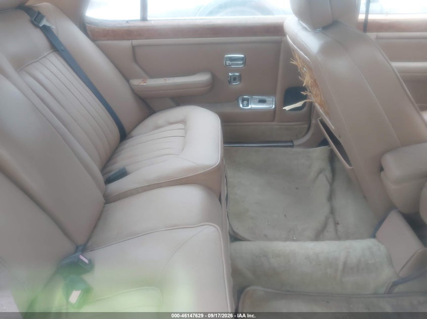 1986 ROLLS-ROYCE SILVER SPUR auction photo 8