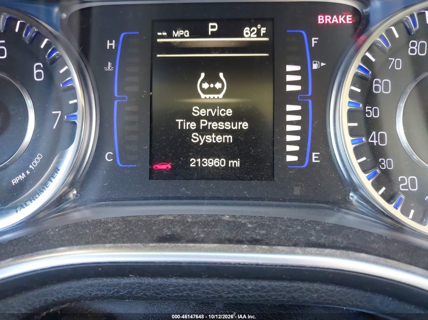 2016 CHRYSLER 200 LIMITED · Фото 15