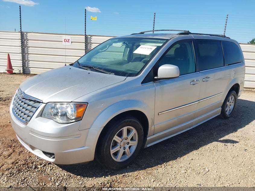 Vin: 2a4rr5d15ar195737, lot: 46647453, chrysler town & country touring 20102