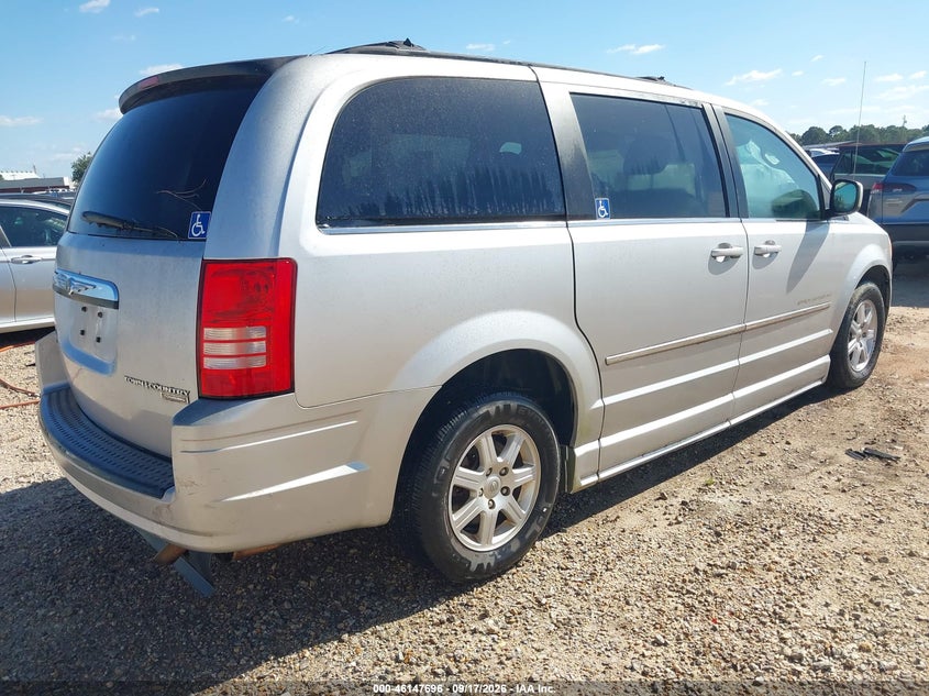 Vin: 2a4rr5d15ar195737, lot: 46647453, chrysler town & country touring 20104